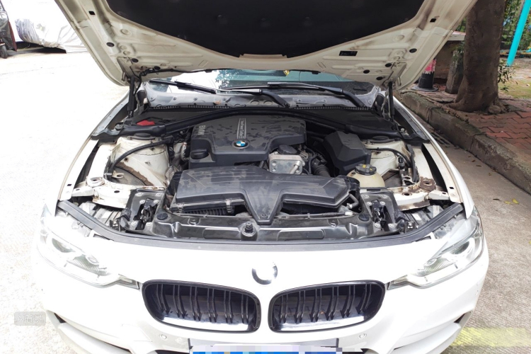 BMW 3 Series 2015 #22 BMW 3 Series 2015 car image #22