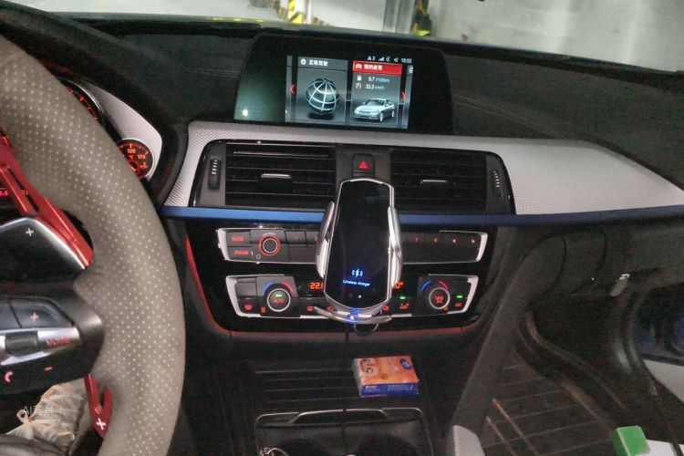BMW 3 Series 2019 #15 BMW 3 Series 2019 car image #15