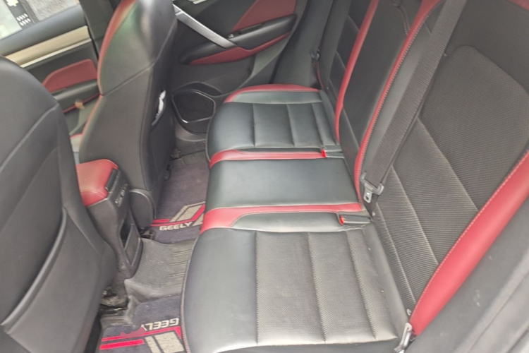 GEELY Coolray 2019 immagine di auto #17
