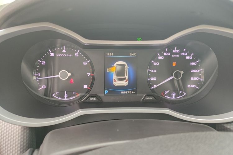 GEELY Emgrand GS 2017 car image #16