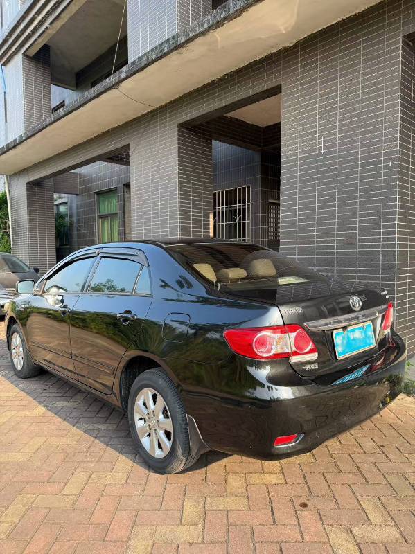 Toyota Corolla 2012 #4 Toyota Corolla 2012 car image #4