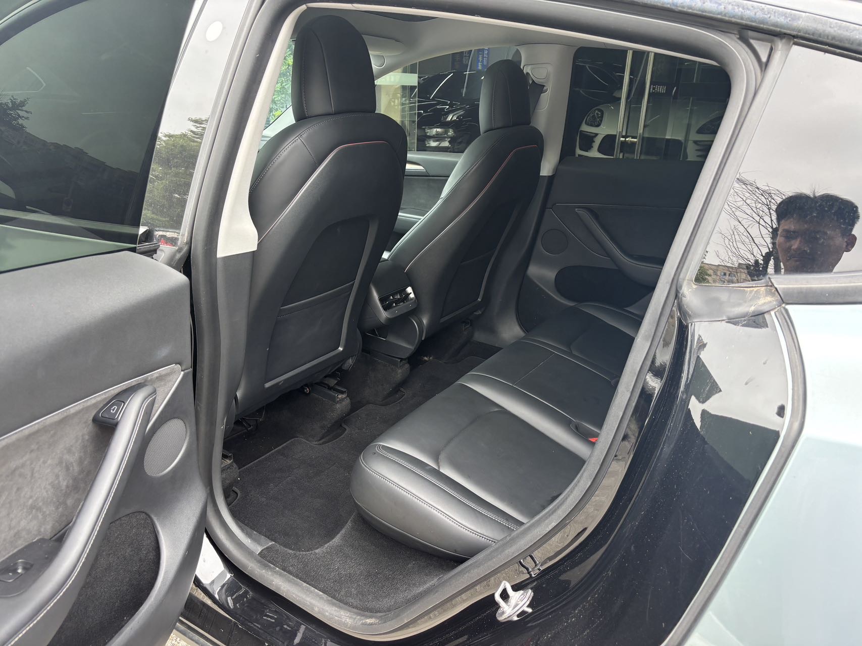 Tesla Model Y 2021 #5 Tesla Model Y 2021 car image #5