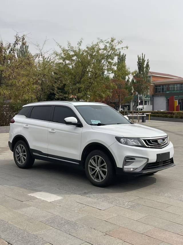 GEELY Boyue 2018 car image #3