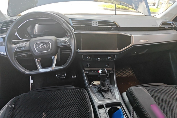 Audi Q3 2022 #11 Audi Q3 2022 car image #11