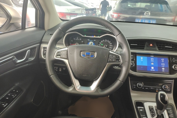 GEELY Emgrand GS 2018 car image #11