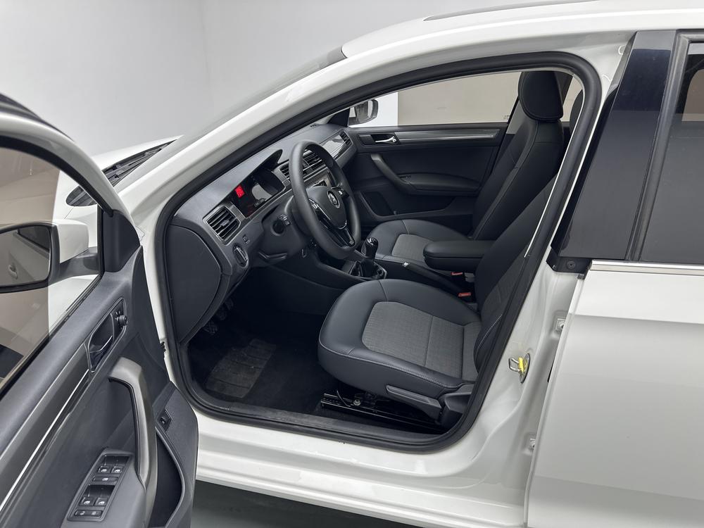 Volkswagen Santana 2018 #17 Volkswagen Santana 2018 car image #17