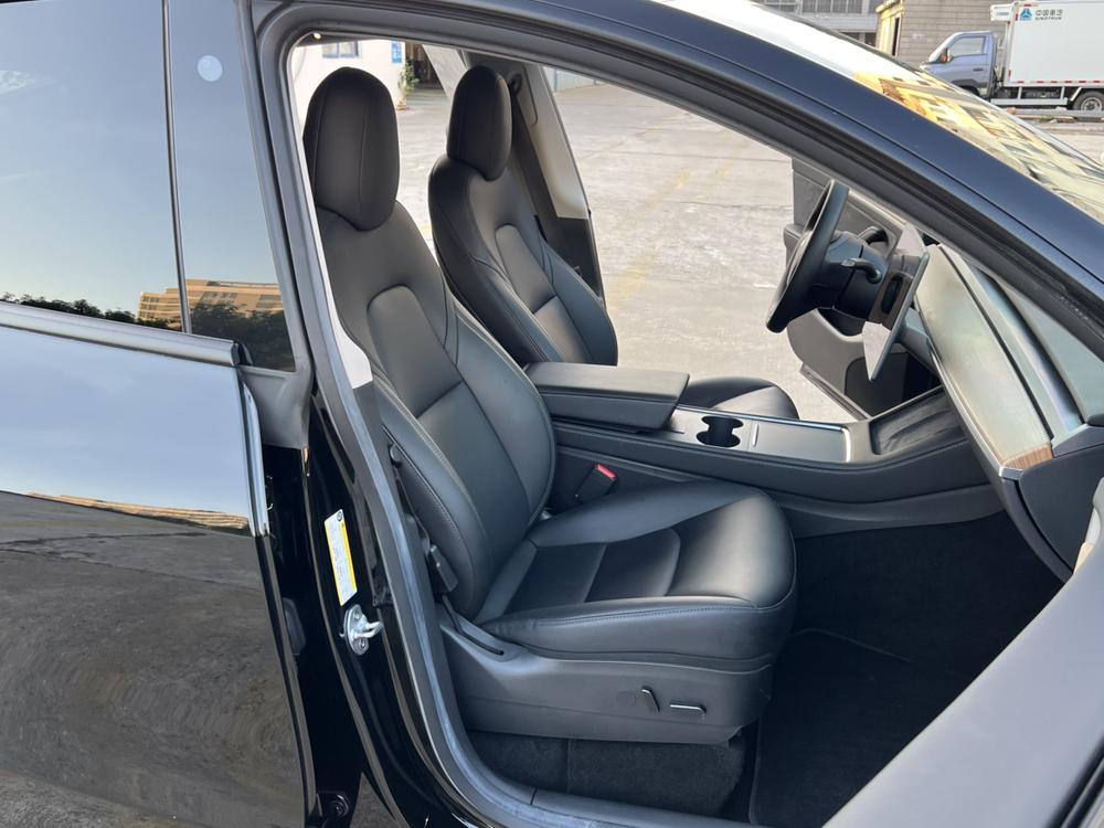 Tesla Model Y 2022 #19 Tesla Model Y 2022 car image #19