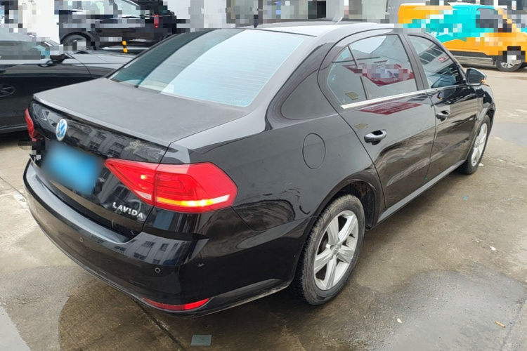 Volkswagen Lavida 2017 car image #7