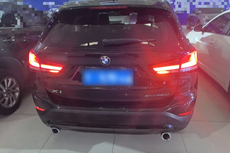 BMW X1 2019 #6 BMW X1 2019 car image #6