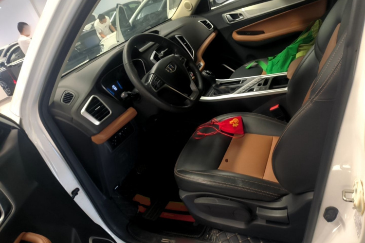 GEELY Vision X6 2019 car image #15