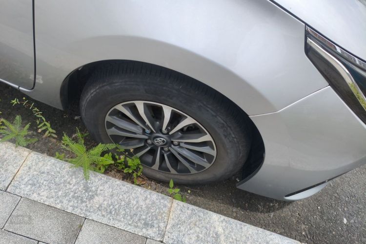Toyota Corolla 2018 car image #9