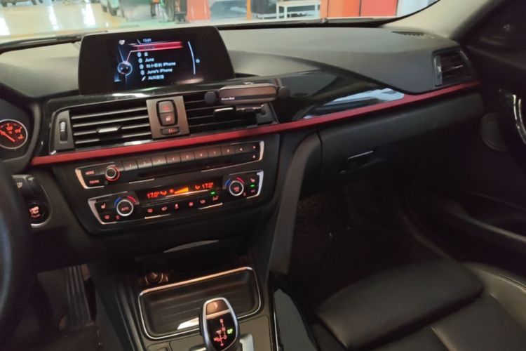 BMW 3 Series 2015 car image #13