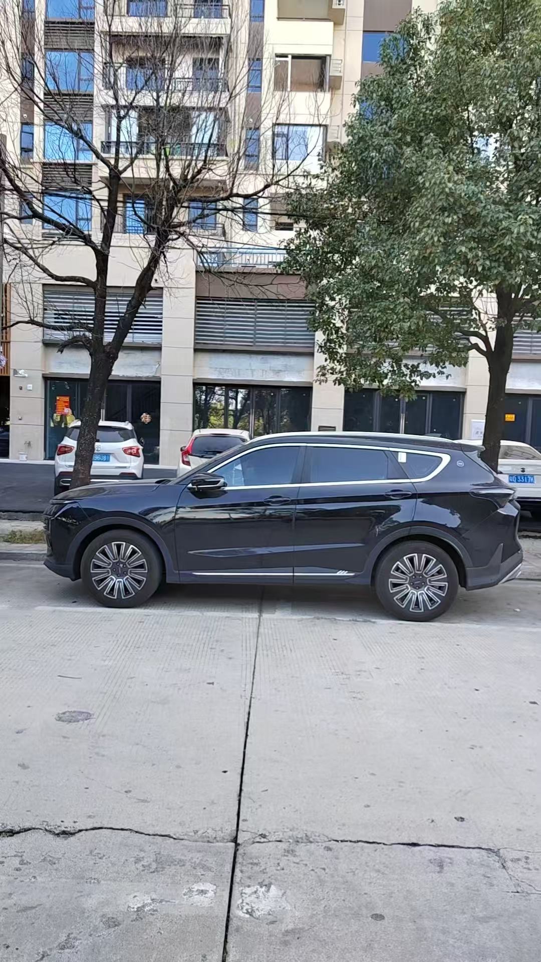 Jetour X70 PLUS 2025 car image #4