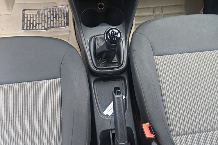 Volkswagen Polo 2015 #14 Volkswagen Polo 2015 car image #14