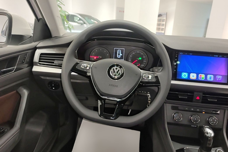 Volkswagen Lavida 2019 #12 Volkswagen Lavida 2019 car image #12