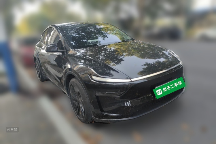 Tesla Model Y 2025 #4 Tesla Model Y 2025 صورة سيارة #4