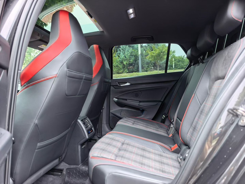 Volkswagen GolfGTI 2021 car image #9