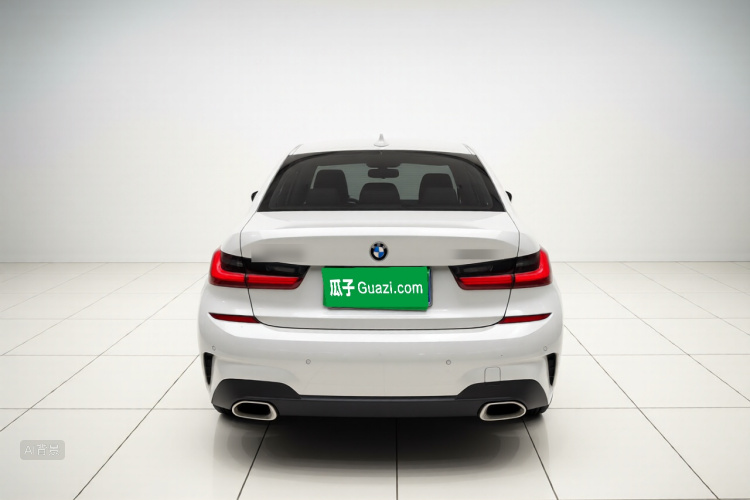 BMW 3 Series 2021 car image #6