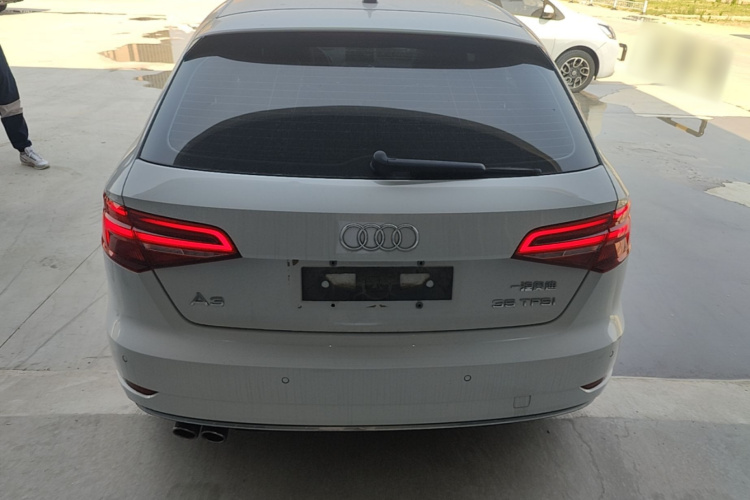 Audi A3 2019 car image #6
