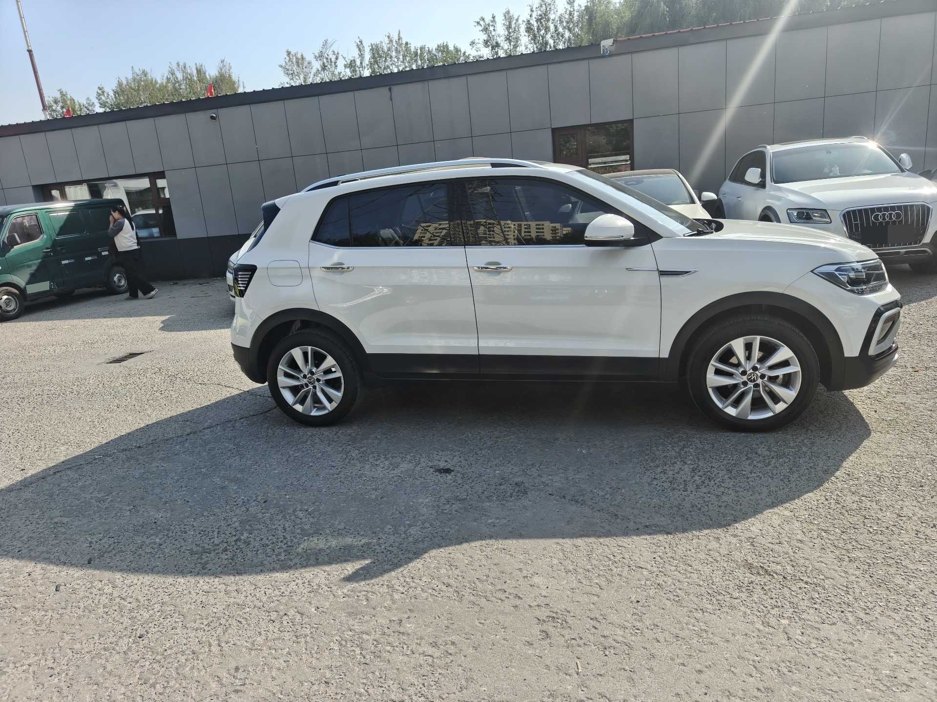 Volkswagen T-Cross 2022 #4 Volkswagen T-Cross 2022 car image #4