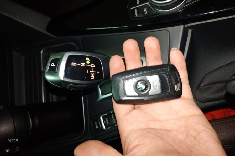 BMW 3 Series 2019 car image #10