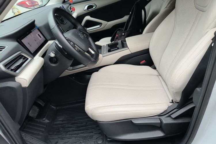 BYD YuanUP 2025 #15 BYD YuanUP 2025 car image #15