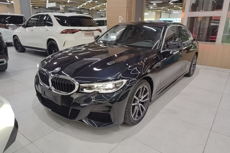 BMW 3 Series 2021 #2 BMW 3 Series 2021 car image #2