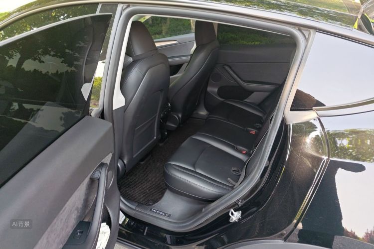 Tesla Model Y 2023 #19 Tesla Model Y 2023 car image #19