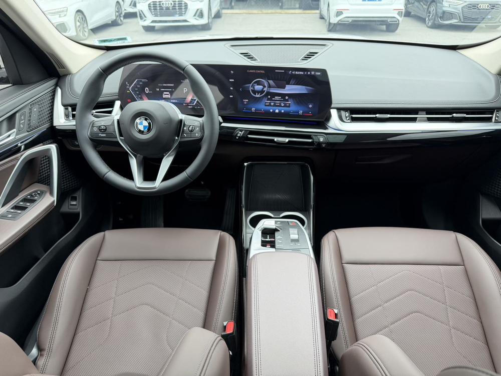 BMW X1 2023 car image #15