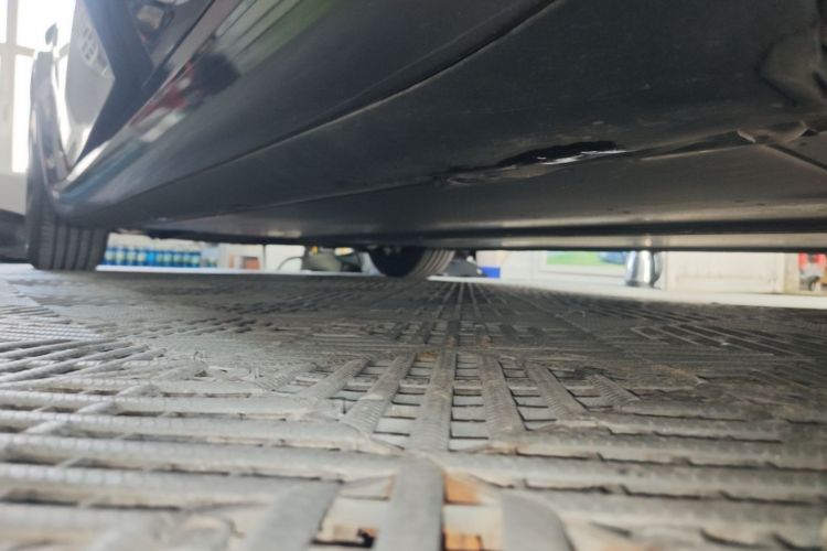 Tesla Model 3 2020 car image #27