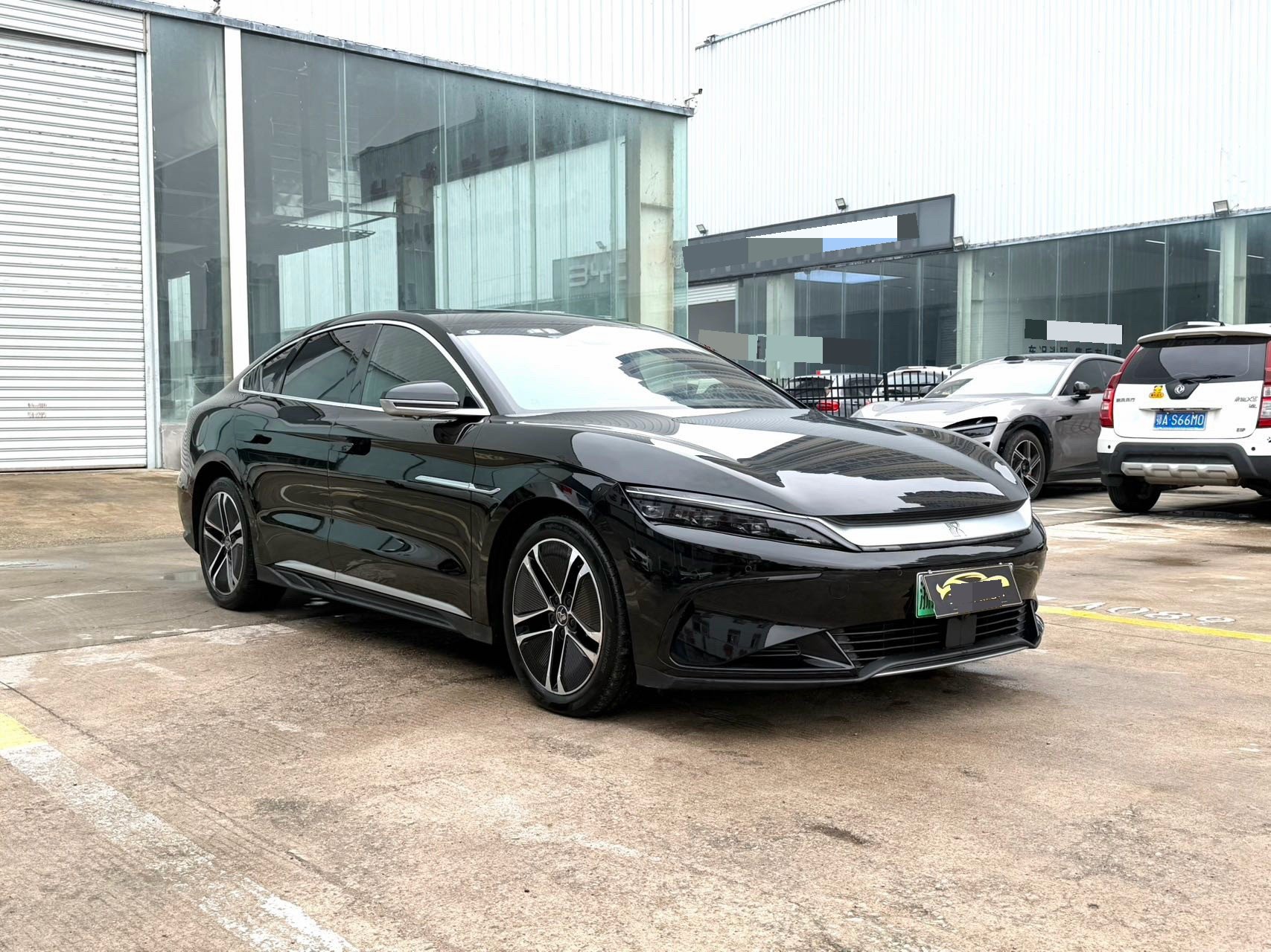 BYD Han 2024 car image #9