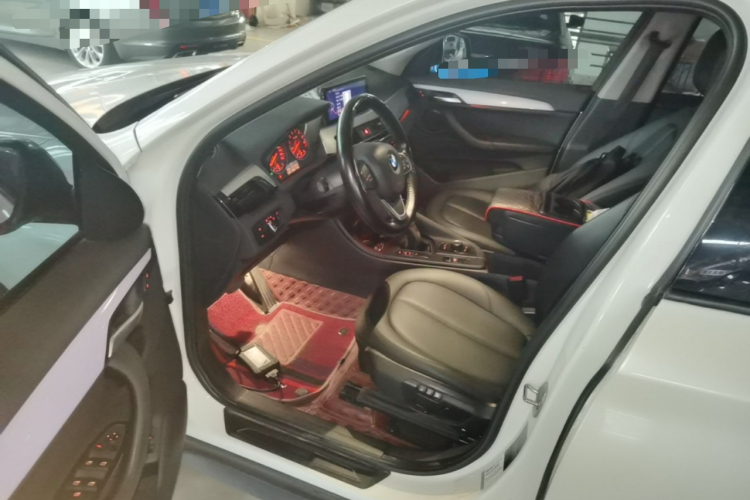 BMW X1 2017 #16 BMW X1 2017 immagine di auto #16
