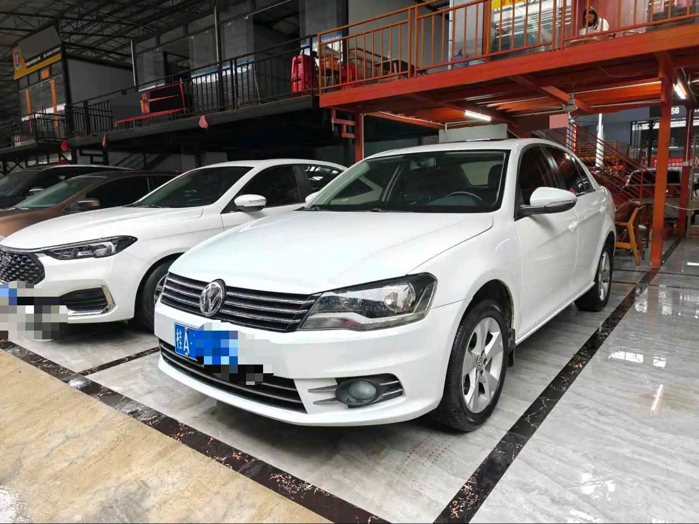Volkswagen Bora 2015 car image 