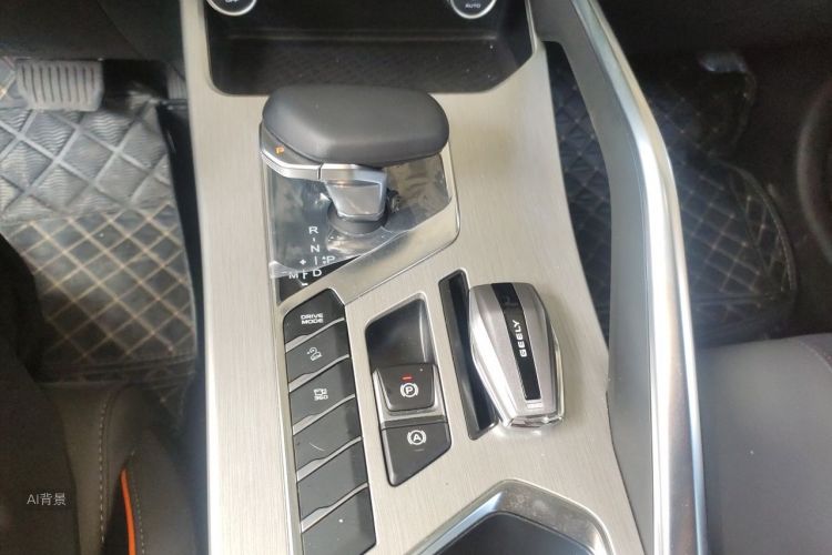 GEELY Coolray 2023 immagine di auto #16