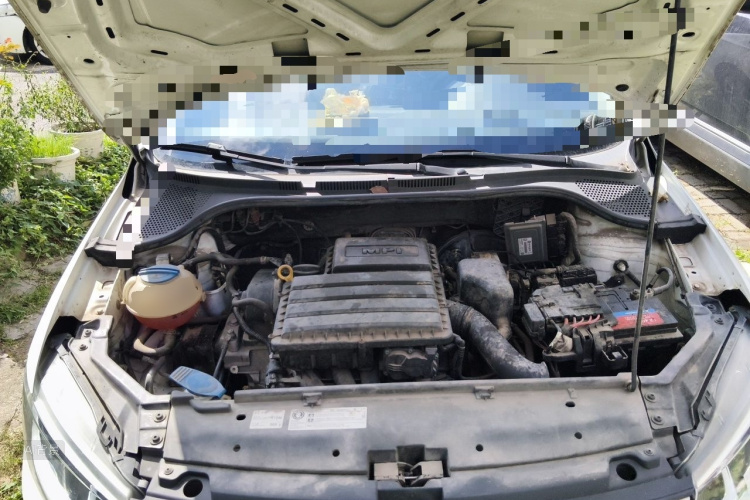 Volkswagen Santana 2017 imagen de coche #22