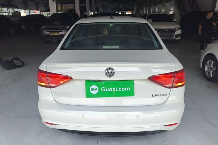 Volkswagen Lavida 2020 car image #6