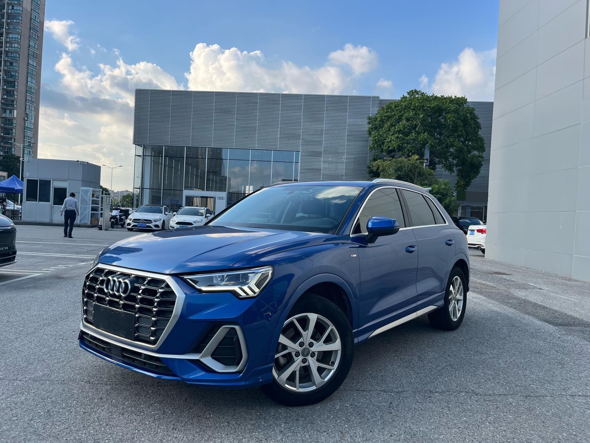 2019 car image 
