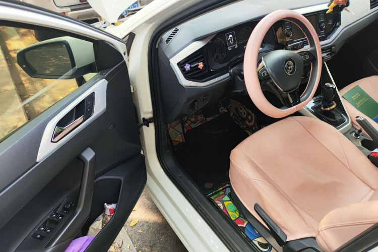 Volkswagen Polo 2020 صورة سيارة #9