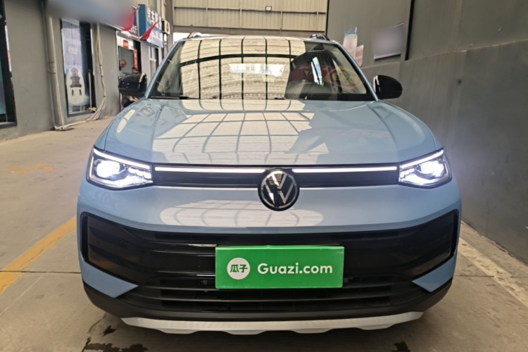 Volkswagen Tharu 2024 car image #3