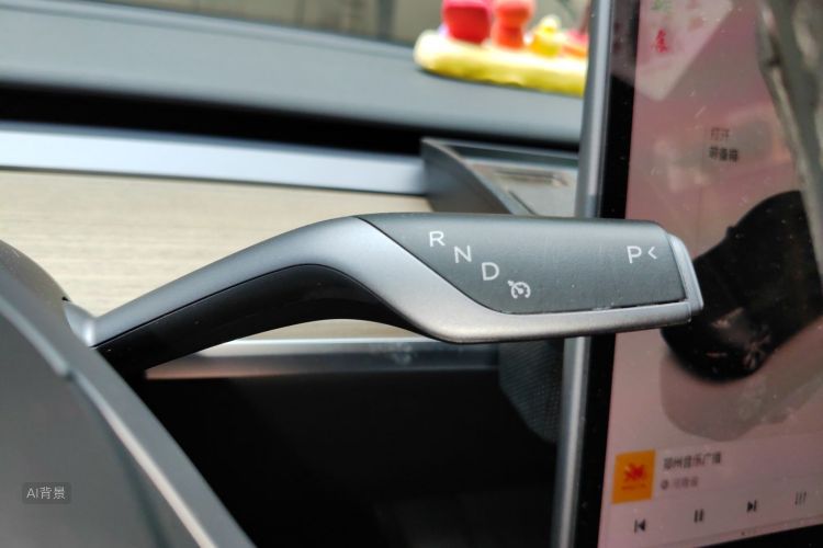 Tesla Model Y 2023 #16 Tesla Model Y 2023 car image #16