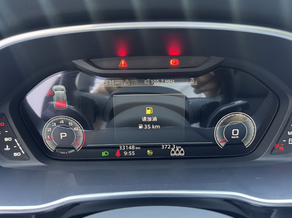Audi Q3 2022 car image #13