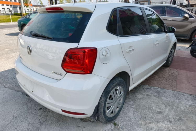 Volkswagen Polo 2017 car image #7
