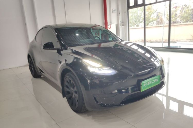Tesla Model Y 2023 #4 Tesla Model Y 2023 car image #4