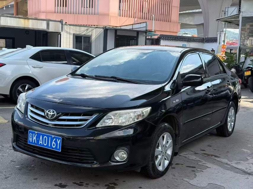 Toyota Corolla 2013 Toyota Corolla 2013 immagine di auto