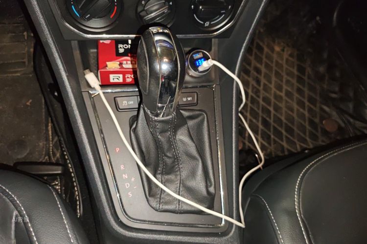 Volkswagen Lavida 2016 car image #16