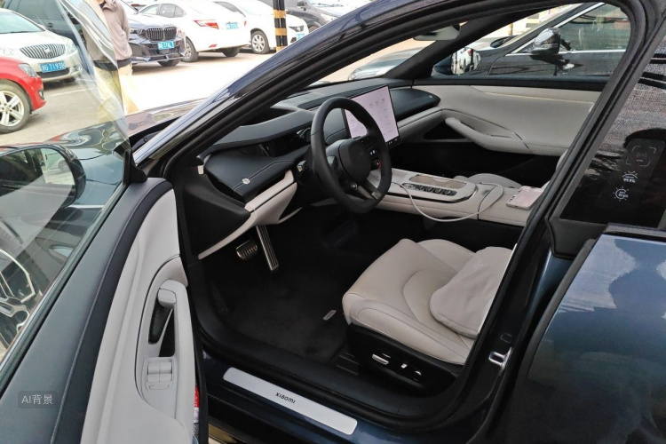 MI SU7 2024 immagine di auto #18