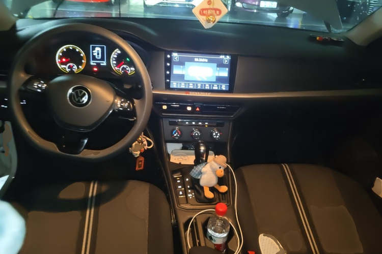 Volkswagen Lavida 2021 immagine di auto #7