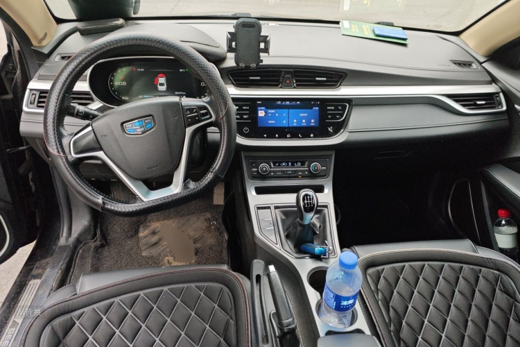 GEELY Emgrand 2019 #11 GEELY Emgrand 2019 car image #11