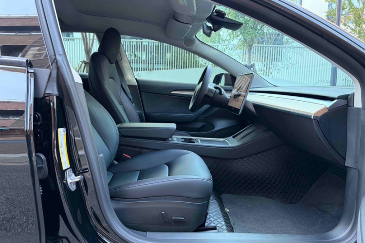 Tesla Model 3 2023 #17 Tesla Model 3 2023 car image #17