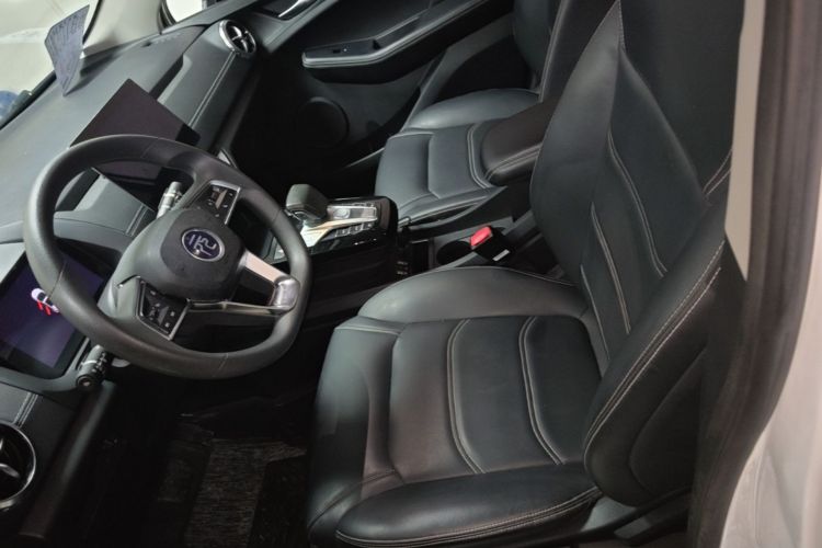 BYD Yuan New Energy 2020 immagine di auto #15
